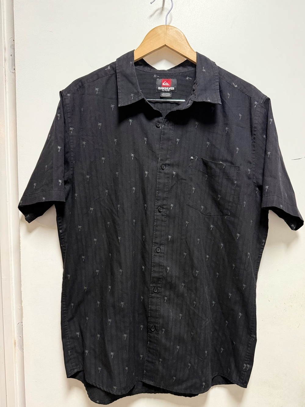 Quiksilver Black Short-Sleeve Button-Down with Tiny Palm Print
